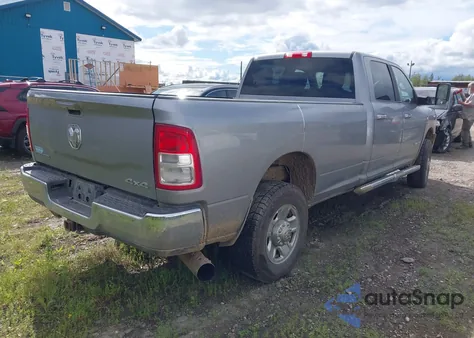 2020 Ram 2500 Big Horn 4X4 8' Box z USA, uszkodzony, nr VIN 3C6UR5JL0LG116089